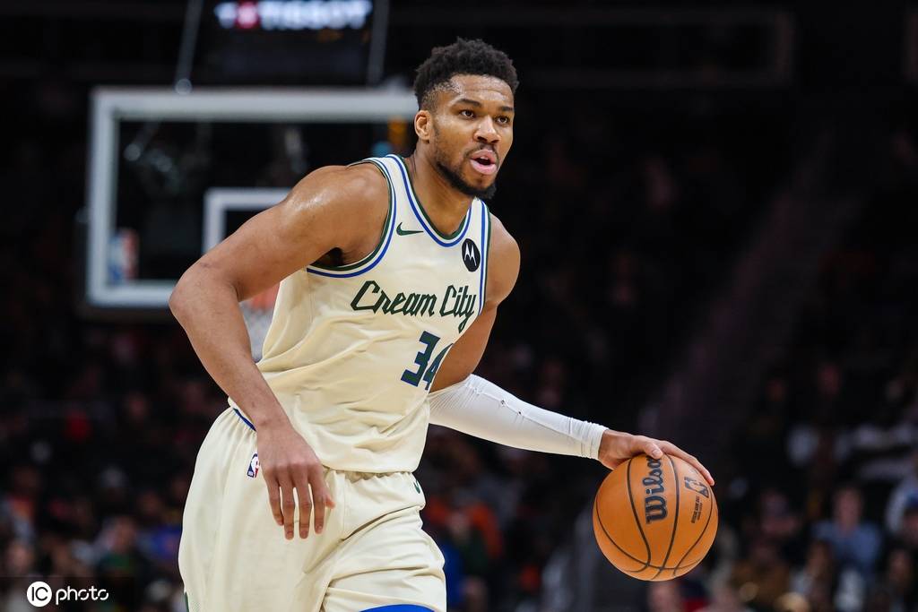 曝勇士过去十年一直想要字母哥 现在可能是他们唯一的机会